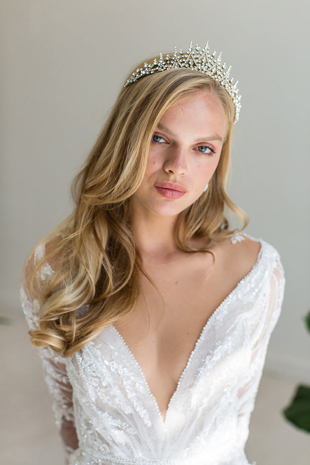 MATEA CROWN