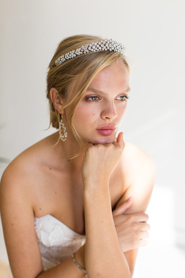 BASTINA CROWN