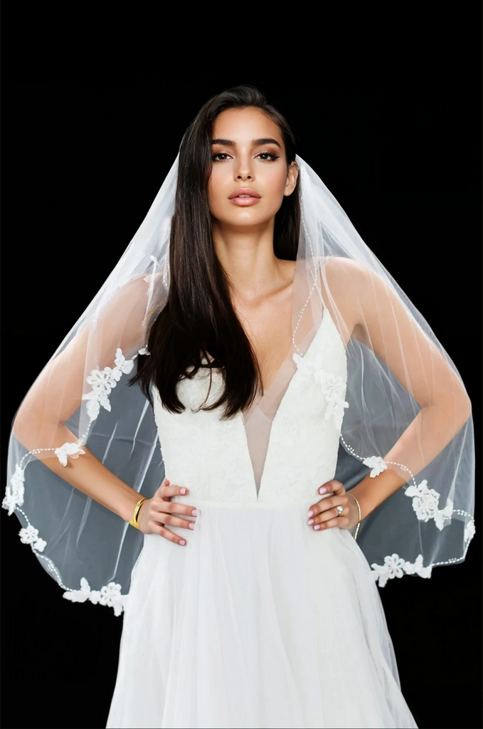 Brides & Hairpins DYANN VEIL nwot Boho Lily Flowers Wedding Flower Hair Pins: Detachable  main image 2