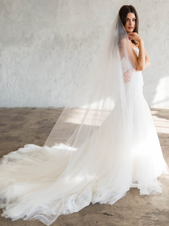 CHRISTINA CATHEDRAL PLAIN VEIL CHRISTINA CATHEDRAL PLAIN VEIL