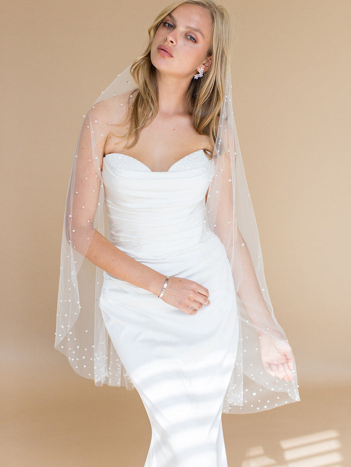 NEBULA FINGERTIP VEIL EDGED WITH CRYSTALS & PEARLS NEBULA FINGERTIP VEIL EDGED WITH CRYSTALS & PEARLS
