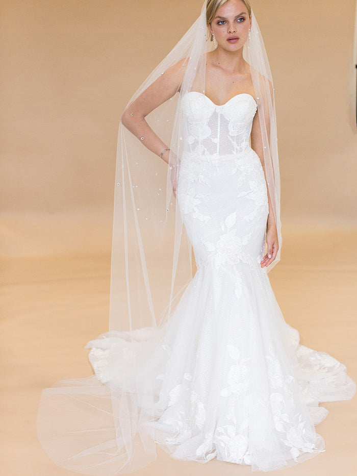 OTTILINE CATHEDRAL VEIL WITH CASCADING RAINDROP CRYSTALS OTTILINE CATHEDRAL VEIL WITH CASCADING RAINDROP CRYSTALS
