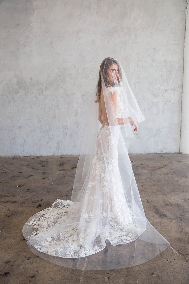 BEAU CHAPEL PLAIN VEIL WITH BLUSHER