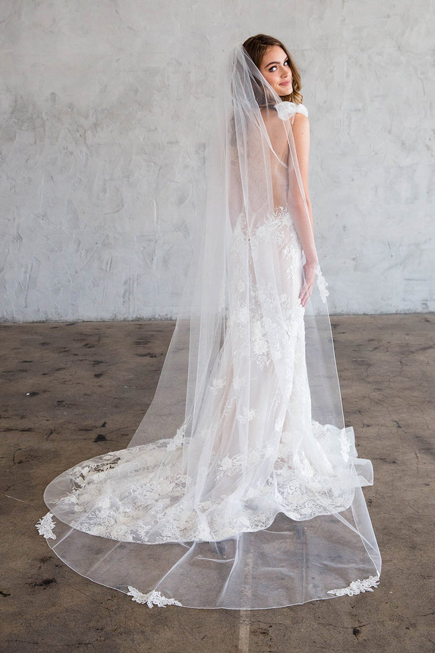 CHANE CHAPEL VEIL - WITH SCATTERED LACE EDGE