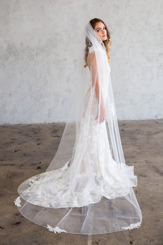 CHANE CHAPEL VEIL - WITH SCATTERED LACE EDGE