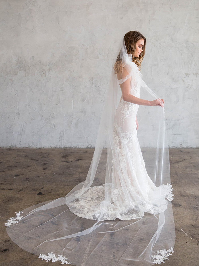 CLARICE CATHEDRAL VEIL - SCATTERED LACE EDGE CLARICE CATHEDRAL VEIL - SCATTERED LACE EDGE