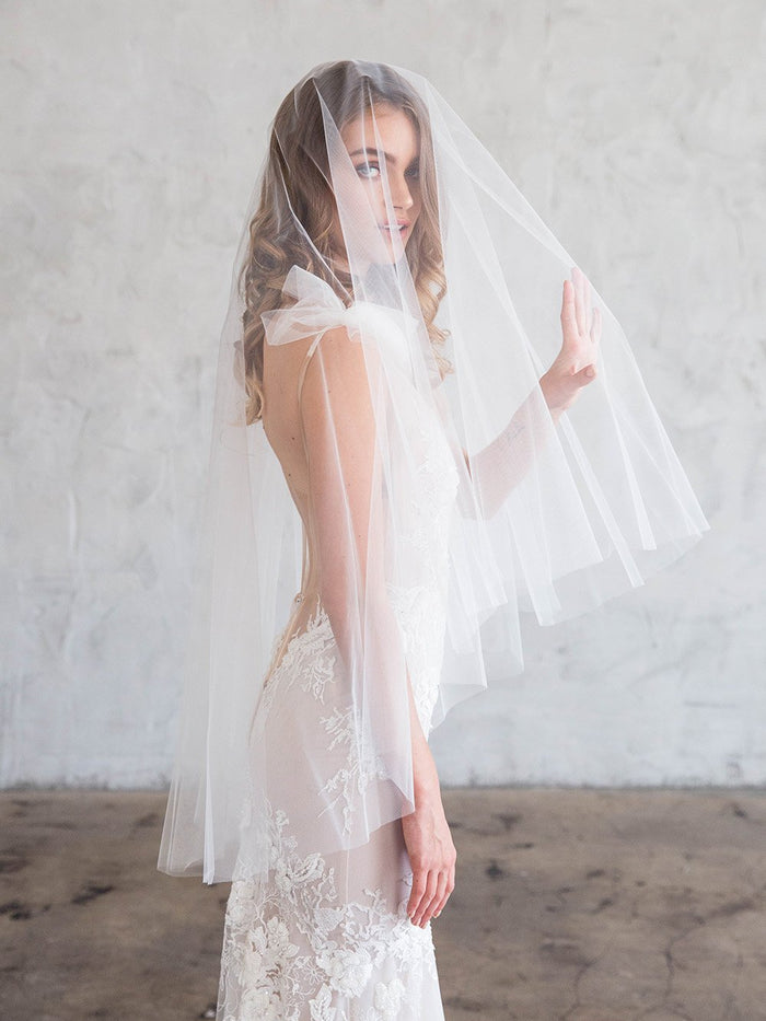 DANTON FINGERTIP PLAIN VEIL WITH BLUSHER DANTON FINGERTIP PLAIN VEIL WITH BLUSHER