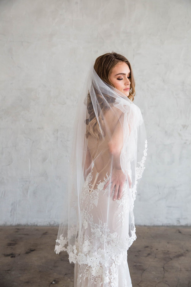 ALOUTTE CATHEDRAL VEIL - LACE EDGE 16" FROM COMB