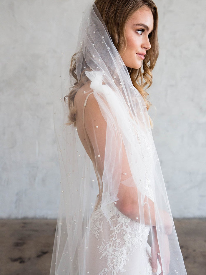 EVONY CHAPEL VEIL - WITH SCATTERED PEARLS EVONY CHAPEL VEIL - WITH SCATTERED PEARLS