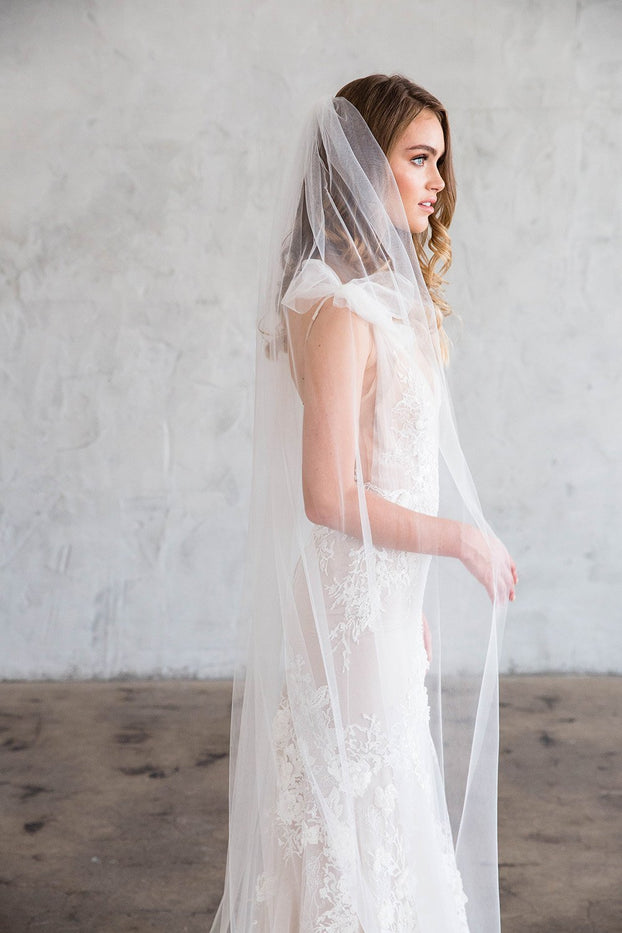 JOLI FLOOR LENGTH PLAIN VEIL