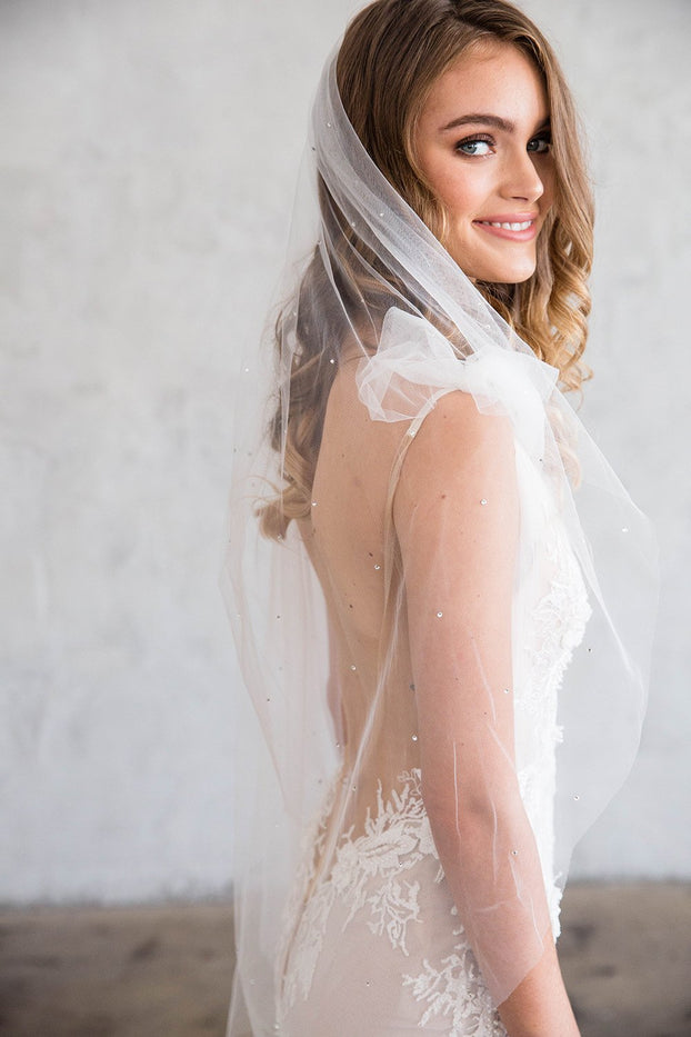 LEOLA FINGERTIP VEIL - WITH SCATTERED CRYSTALS