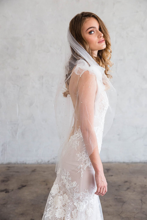 LEOLA FINGERTIP VEIL - WITH SCATTERED CRYSTALS