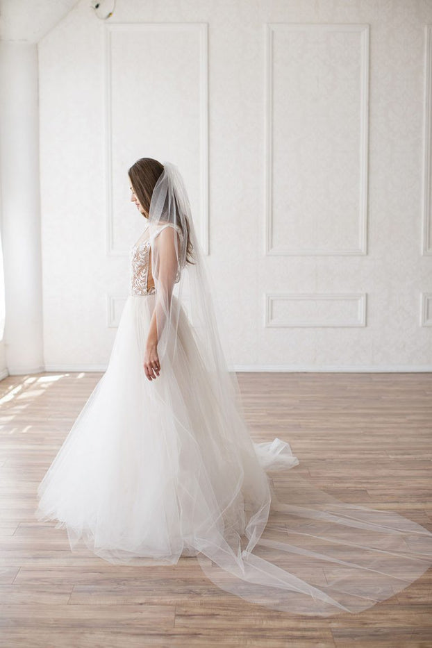 CHRISTINA CATHEDRAL PLAIN VEIL