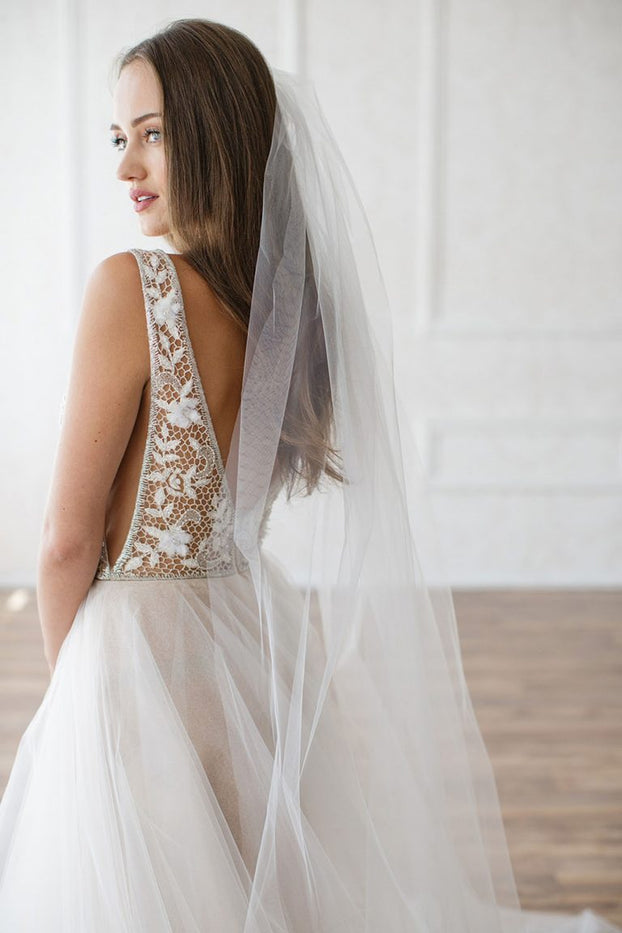 CHRISTINA CATHEDRAL PLAIN VEIL