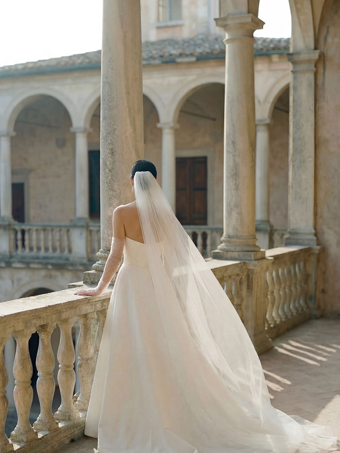 CHRISTINA CATHEDRAL PLAIN VEIL