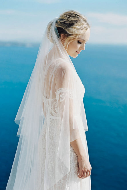 EMERSON KNEE PLAIN VEIL WITH BLUSHER