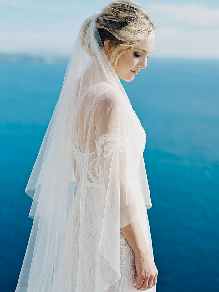 EMERSON KNEE PLAIN VEIL WITH BLUSHER