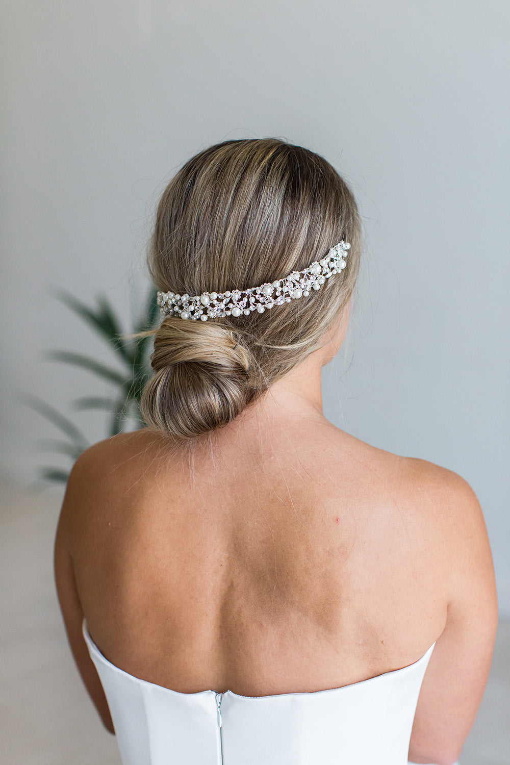 AMITY CROWN/HALO COMB