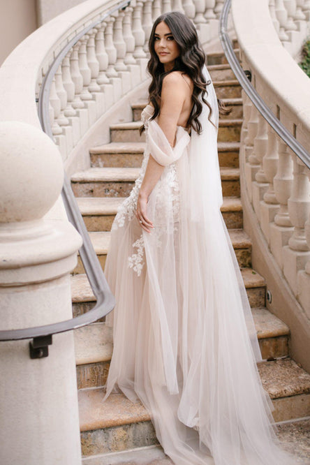 IMAN CATHEDRAL PLAIN VEIL WITH BLUSHER