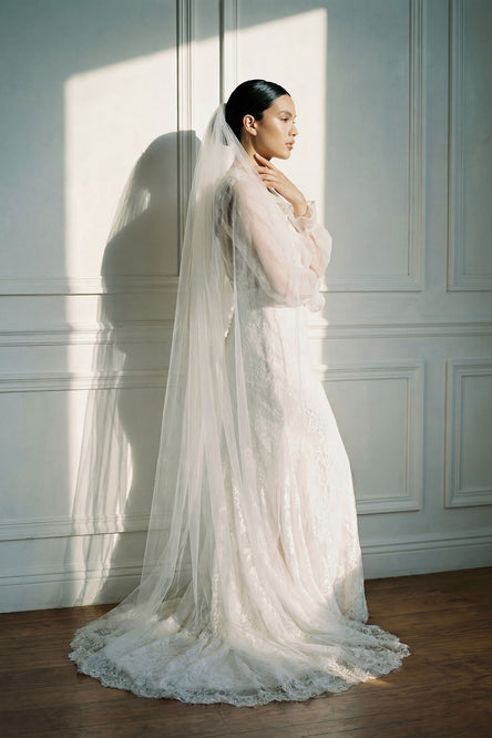 JOLI FLOOR LENGTH PLAIN VEIL