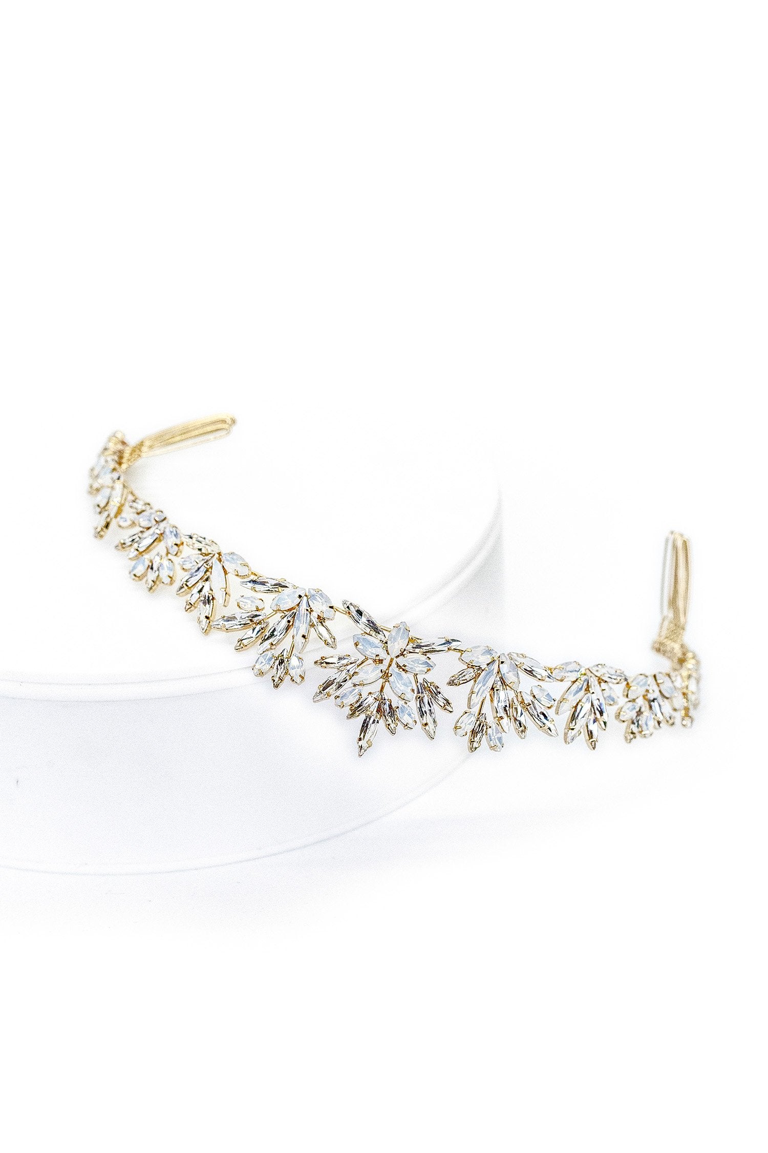 HONORA CROWN
