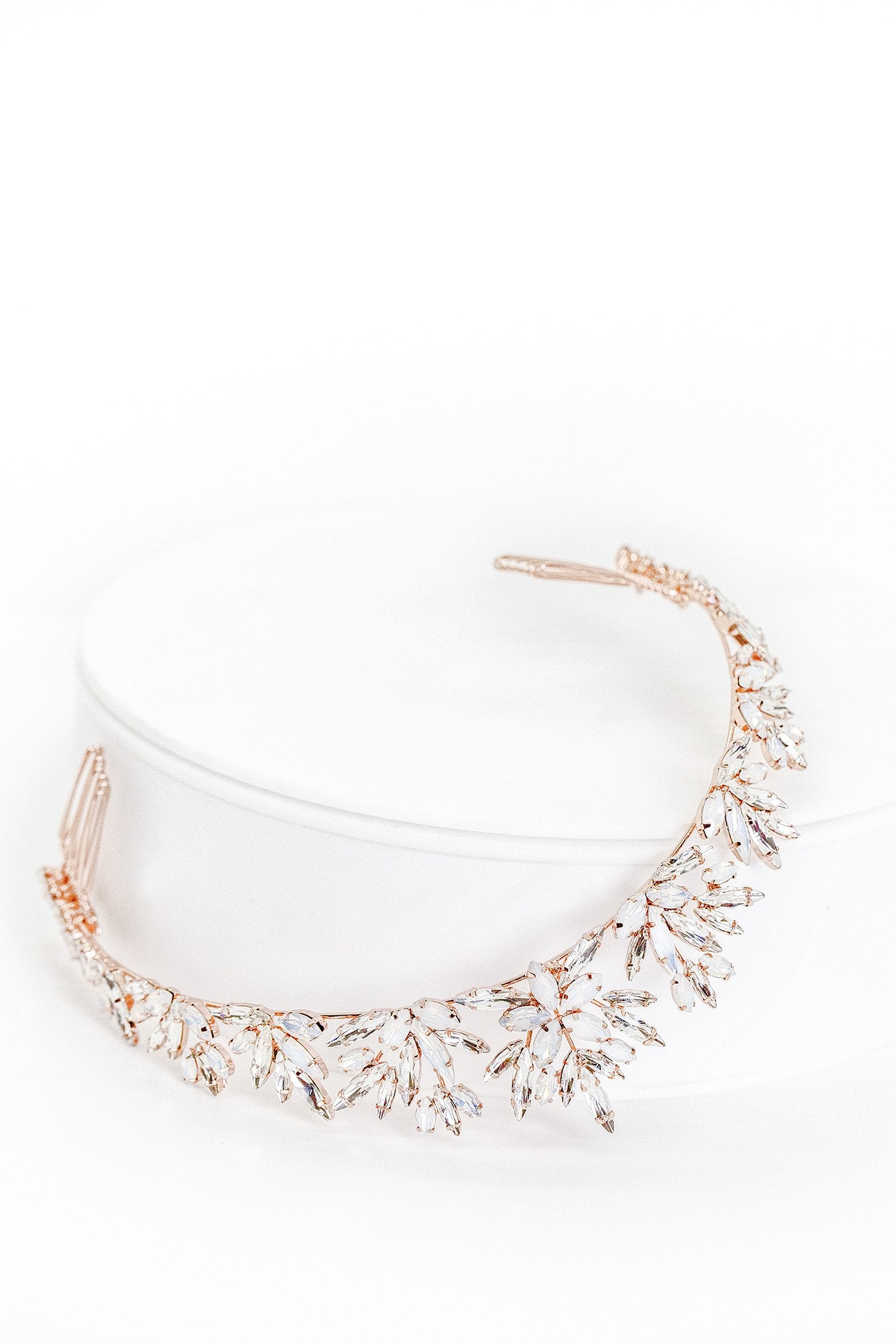 HONORA CROWN