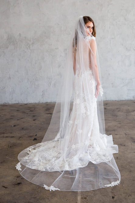 CHANE CHAPEL VEIL - WITH SCATTERED LACE EDGE