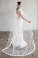 COLLETTE CHAPEL VEIL - SCALLOPED LACE 45" FROM COMB