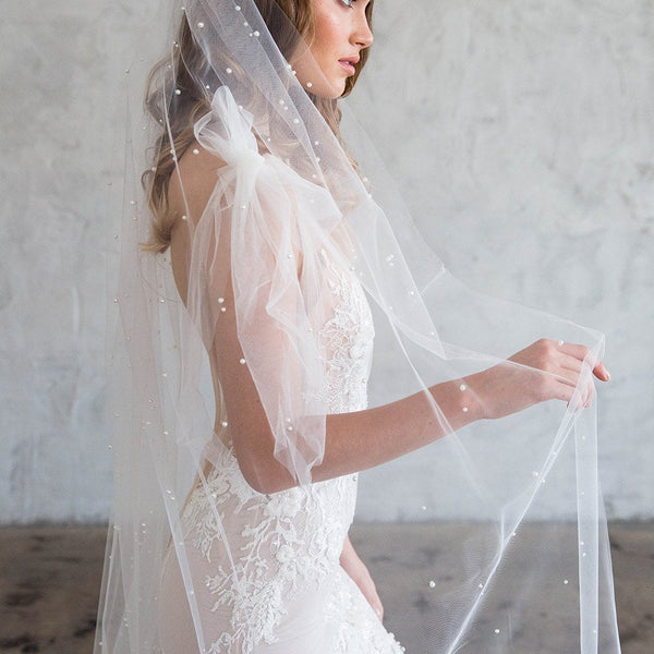 ALORA CATHEDRAL VEIL WITH SCATTERED PEARLS