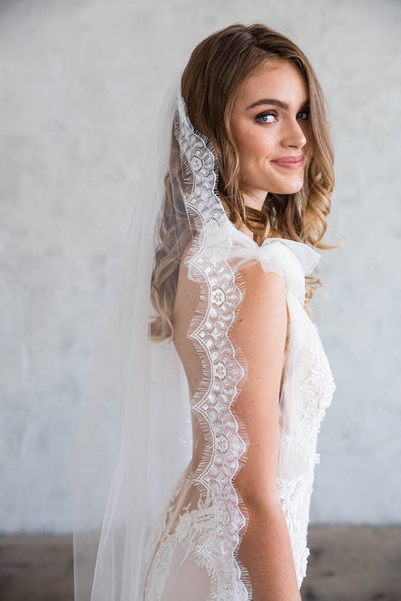 HENRI FLOOR LENGTH VEIL - SCALLOPED LACE EDGE