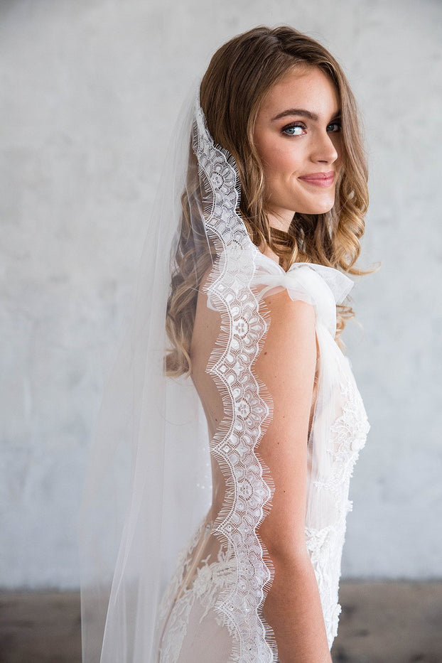 Lace Fingertip Length Wedding Veil with Thin Scallop Lace Trim Edges – One  Blushing Bride Custom Wedding Veils