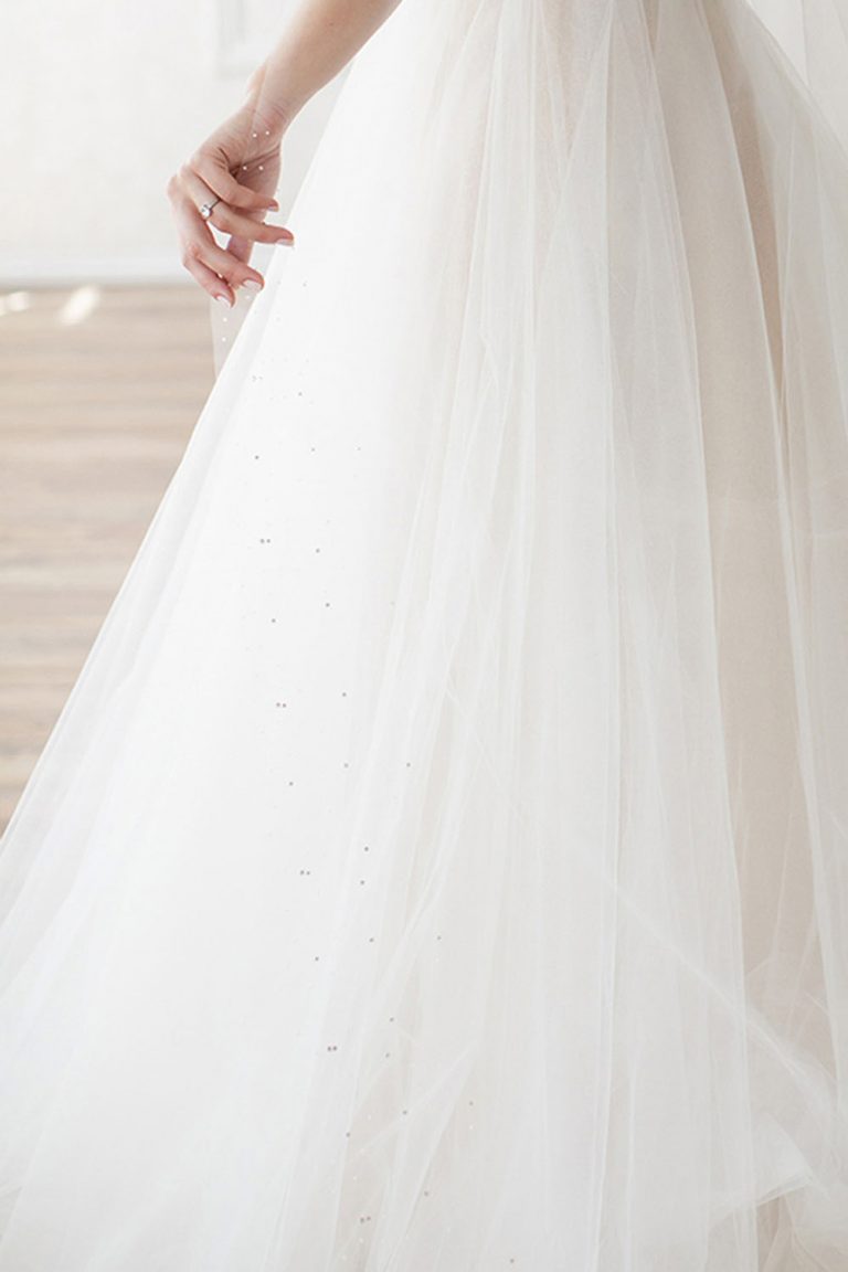 LUELLA CATHEDRAL VEIL - WITH CRYSTAL & PEARL EDGING